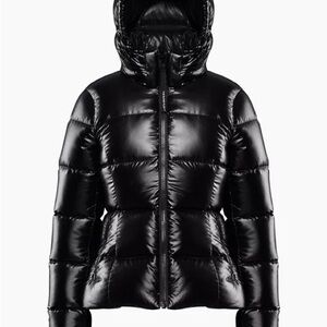 Aritzia supersnug puff high gloss size small